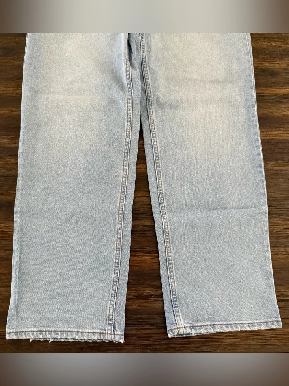 Universal Thread Women’s Highest-Rise Vintage Straight Light Wash Jeans 12 NWT - Picture 7 of 11